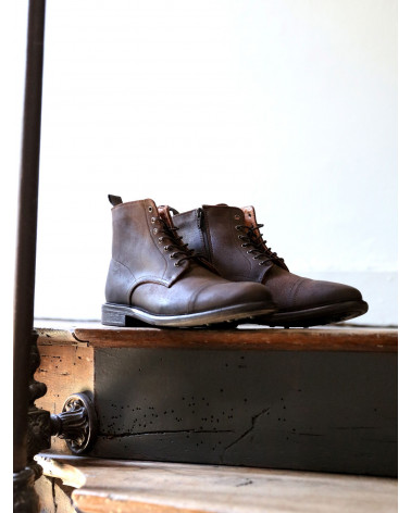 PILOT BOOTS OIL SUEDE CIGAR