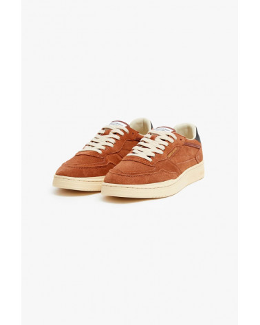 ELAN SUEDE HYDRO CAYENNE