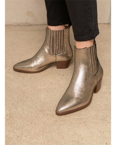 VICTOIRE CUIR METALLISÉ DORÉ