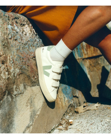 RECIFE LOGO CHROMEFREE EXTRA-WHITE_MATCHA