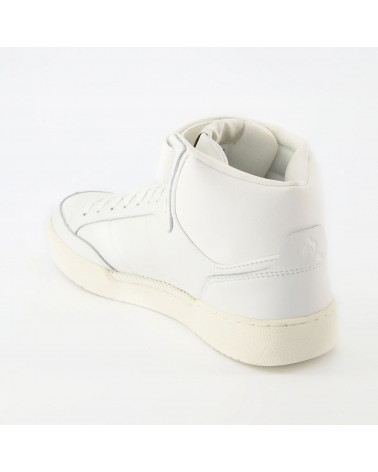 FIELD W optical white