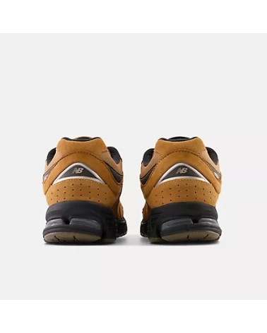 M 2002R EI TOBACCO/BLACK