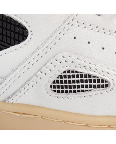 MatchPoint White/Black/Milky Gum