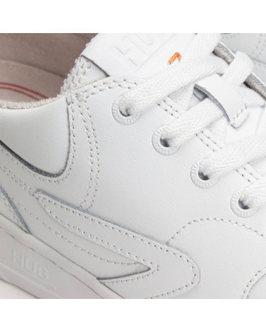 Court L31 White/White/White