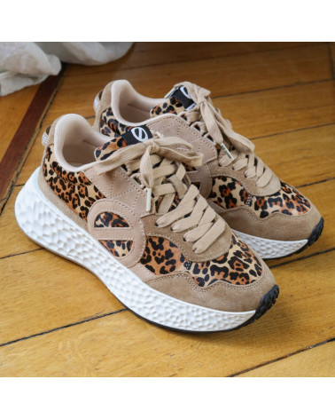 CARTER JOGGER W SDE/PONY LEO NUTS/BRUN